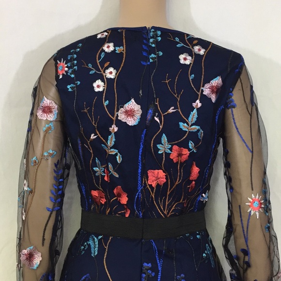 CBR dress small embroidered sheer arm - Picture 7 of 10